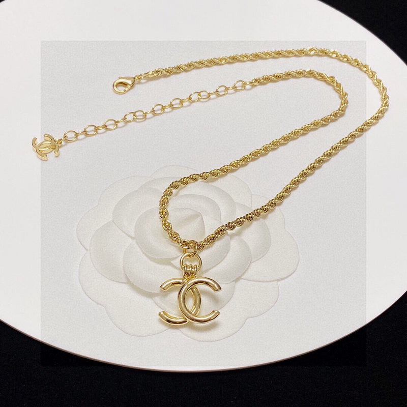 Chanel Classic Necklace - 18K Gold Plated High Quality